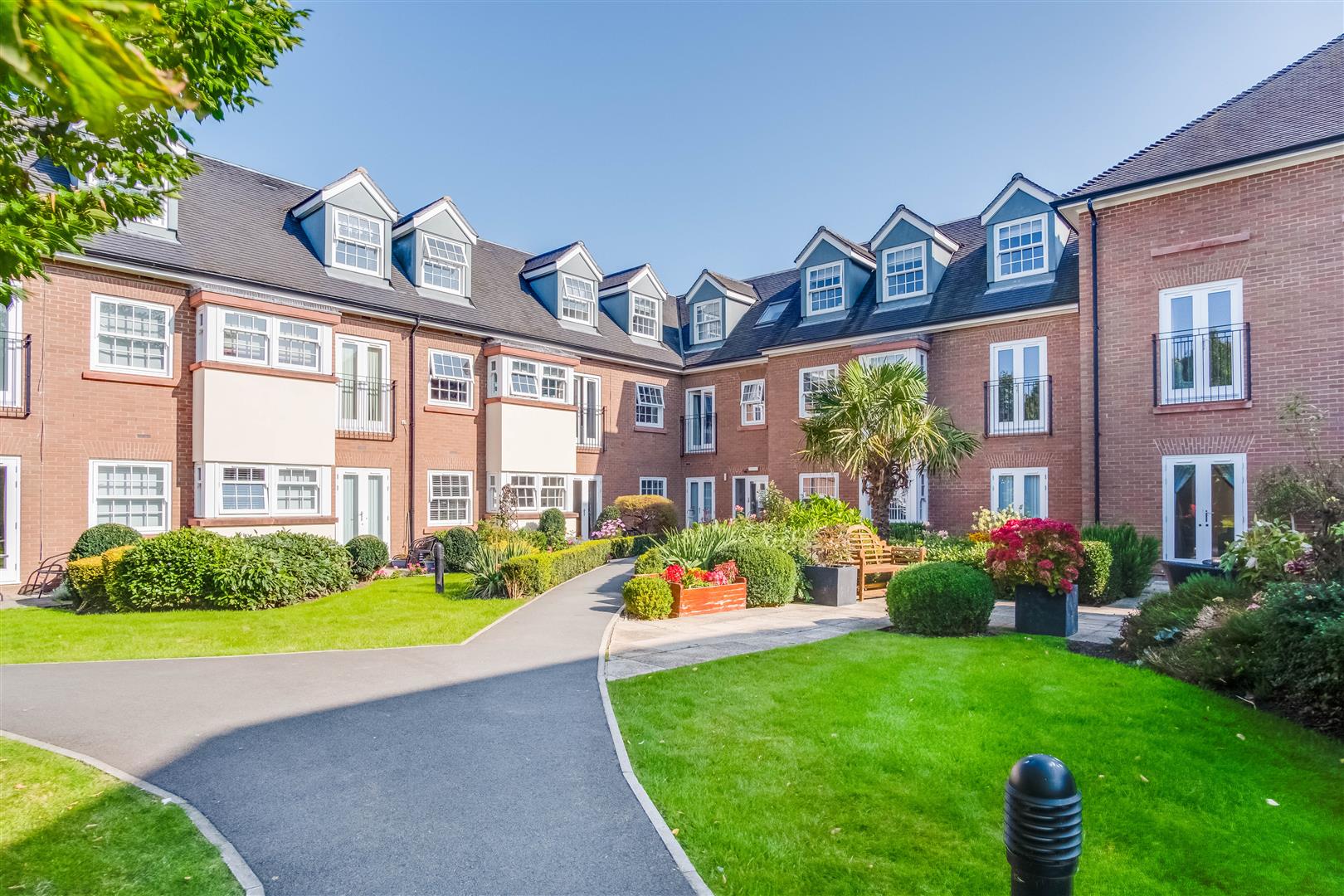 Hinderton Road, Neston Constables Estate Agents